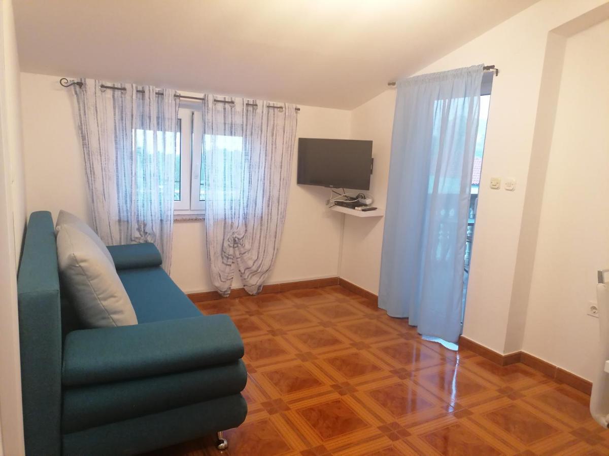 Apartmani Ivana Senj Senj  Luaran gambar