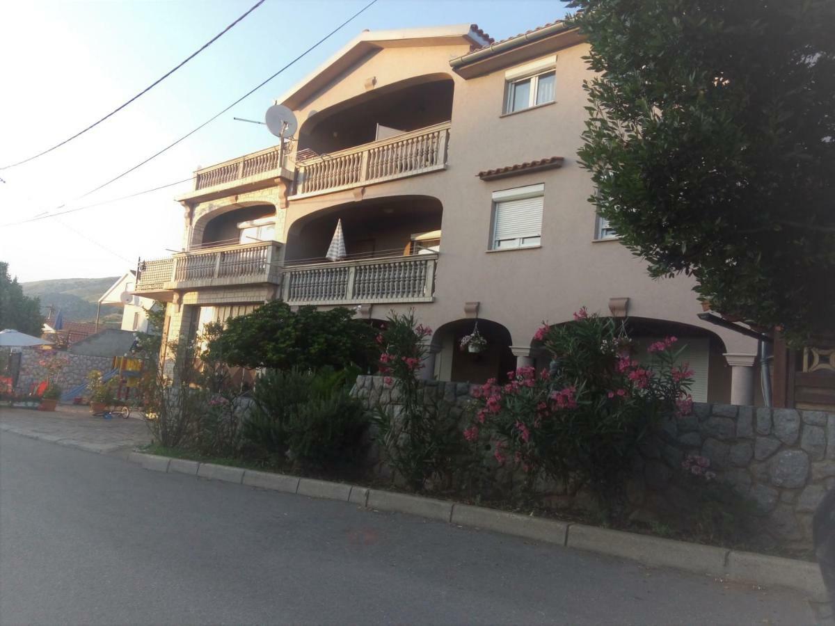 Apartmani Ivana Senj Senj  Luaran gambar